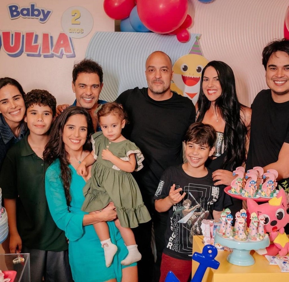 Camilla Camargo celebrou os 2 anos de sua bebê com a família, mas sem a presença da mãe Zilu