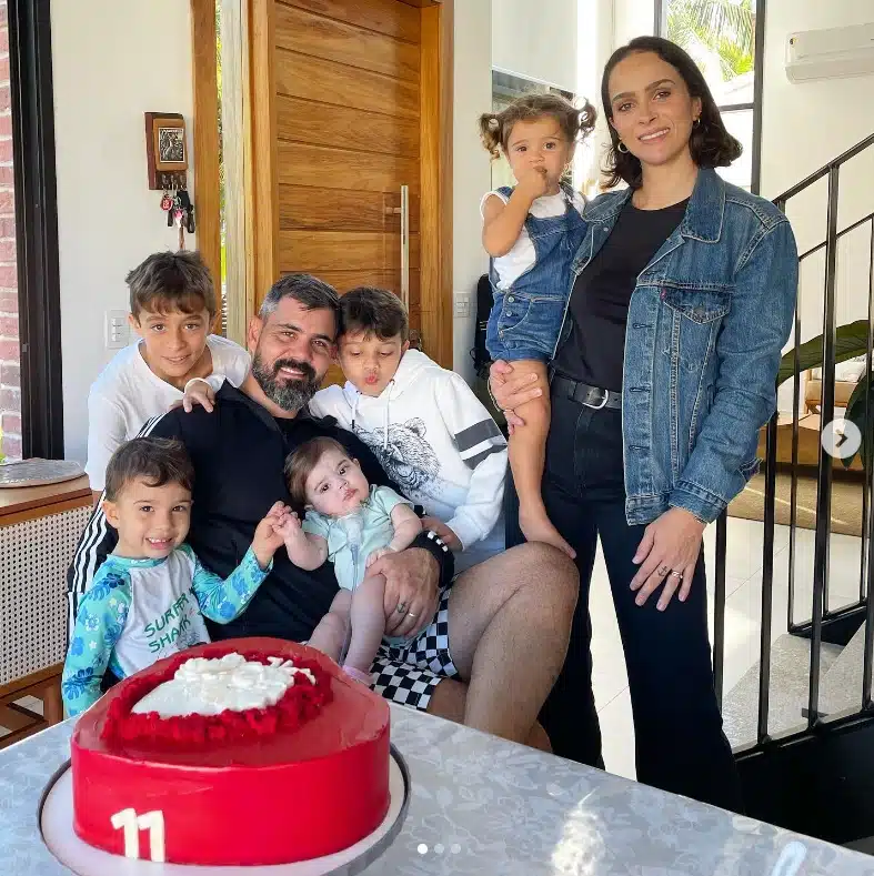 Juliano Cazarré comemorou os 11 meses de sua bebê