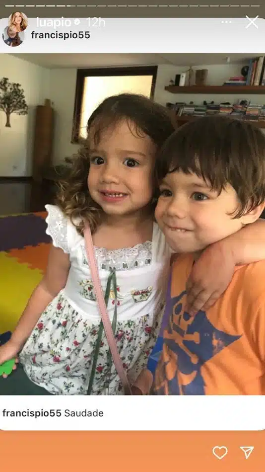 A atriz Luana Piovani dividiu essa linda memória com os gêmeos Bem e Liz
