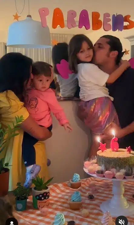 Yanna Lavigne e Bruno Gissoni comemorando o aniversário da filha Madalena