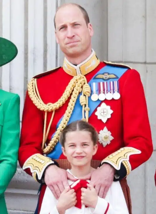 Príncipe William com a filha com Kate Middleton