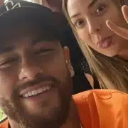 Filho de Carol Dantas e Neymar Jr apareceu trabalhando em uma lanchonete