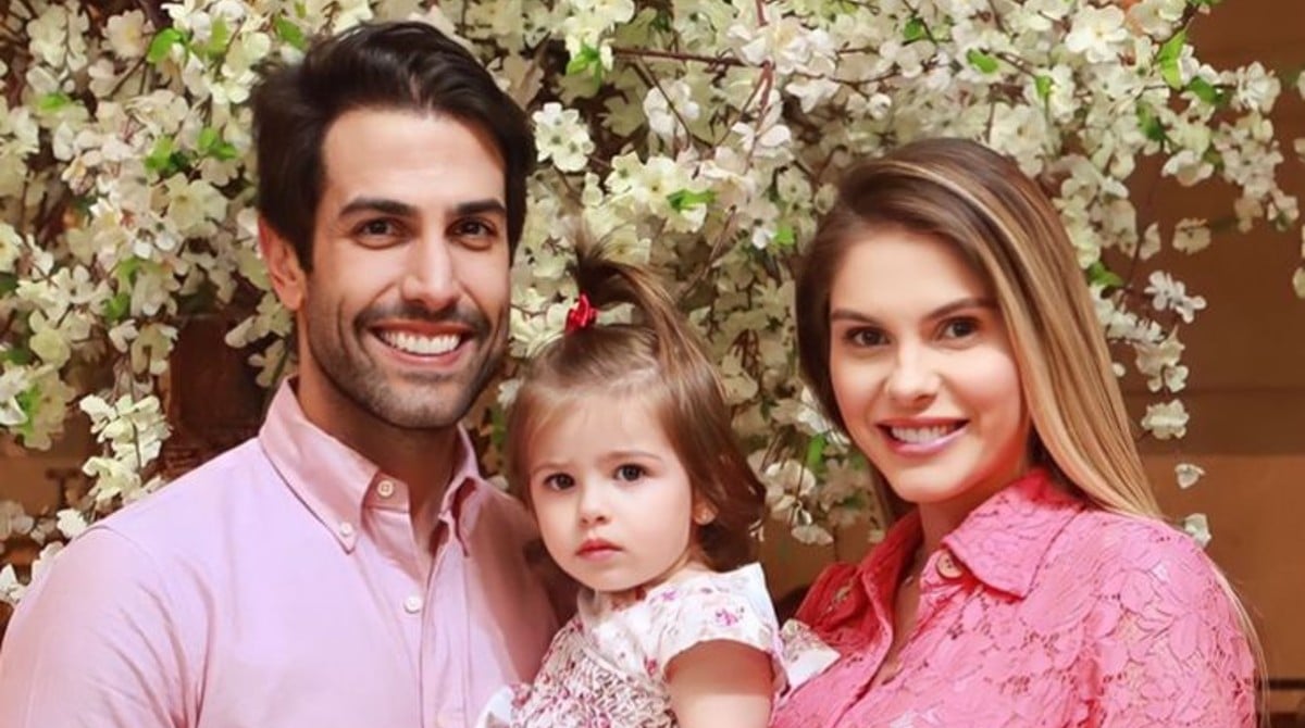 Bárbara Evans surpreende ao mostrar sua filha de 1 ano andando a cavalo