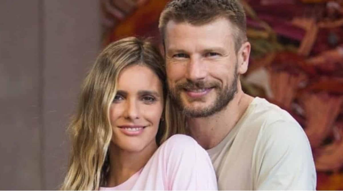 Fernanda Lima surge com sua filha com Hilbert na horta de casa