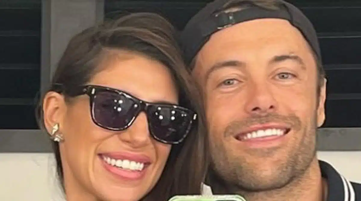 Esposa de Kayky Brito esteve com seus filhos