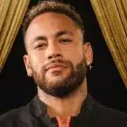Neymar Jr mostrou Davi Lucca com Mavie