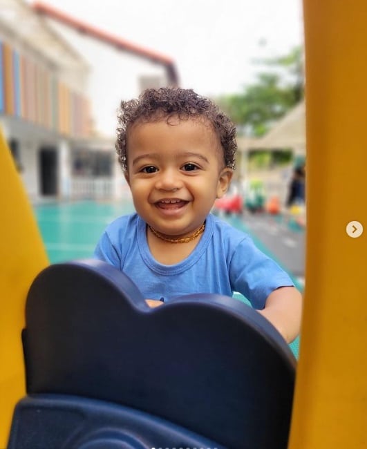 Bebê de Viviane Araújo surge brincando na escolinha e fofura chama a atenção