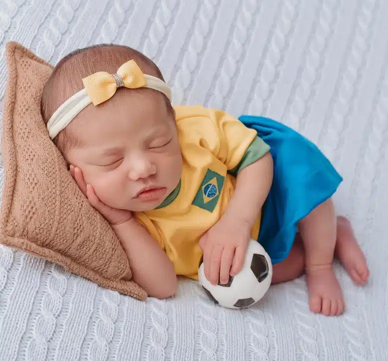 Ensaio newborn da bebê Mavie, filha de Neymar