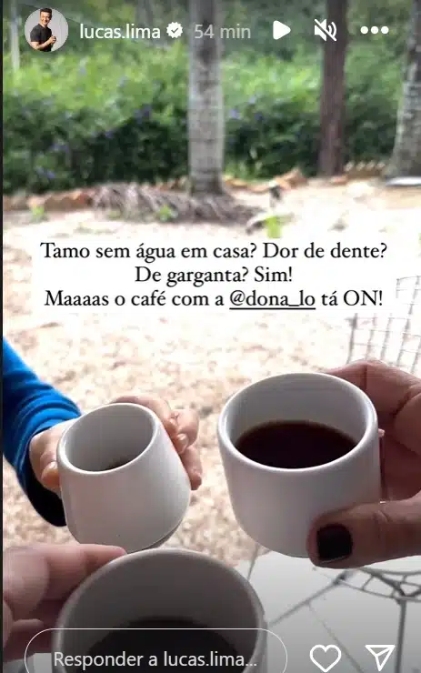 Lucas Lima tomando café junto com filho com Sandy