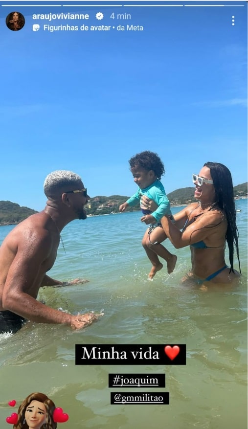 Viviane Araújo encanta ao se divertir com seu filho e marido na praia e impressiona 