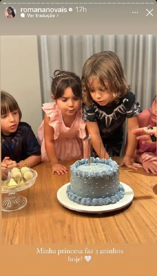 Raika, filha de Romana e Alok, comemorando seus 3 aninhos