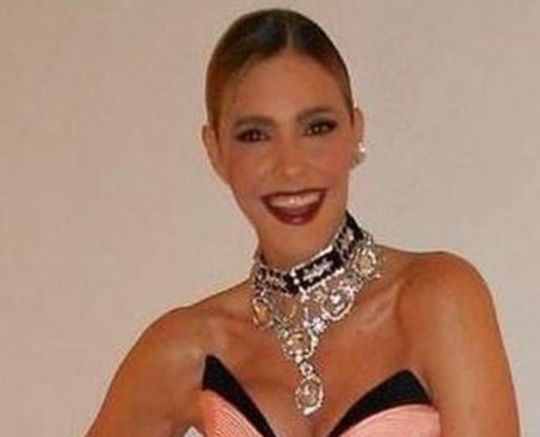 Fernanda Lima surge com sua caçula e faz relato