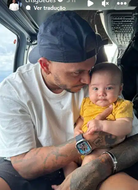 Bebê de Neymar Jr com Bruna Biancardi em viagem de helicóptero