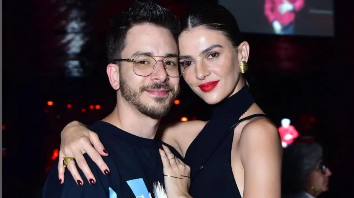 Junior Lima mostra viagem em família e Monica revela perrengue