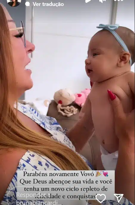 Mãe de Neymar Jr com a bebê Mavie