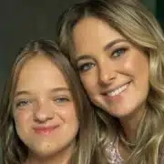Ticiane Pinheiro mostrou a filha sem curativos após operar o nariz