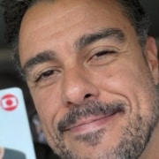 Joaquim Lopes mostra suas filhas e emociona ao falar de saída da Globo