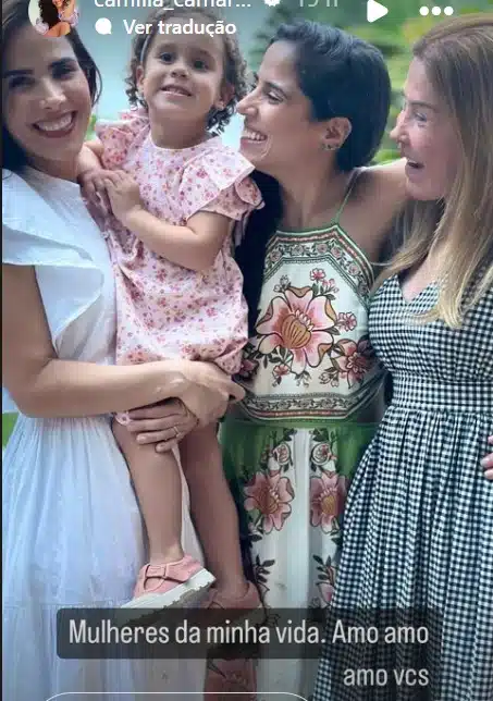Wanessa Camargo com a sobrinha bebê, a mãe e a irmã