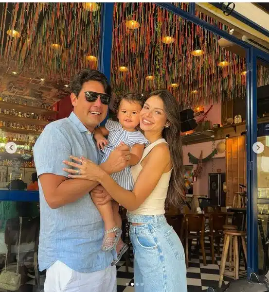 Bruno de Luca reaparece com sua filha e esposa em viagem a Belo Horizonte.
