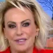 Filha de Ana Maria Braga mostra seu filho e fala de entrevista