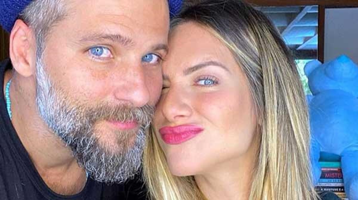 Bruno Gagliasso e Gio celebram aniversário de 4 anos do caçula com café-da-manhã