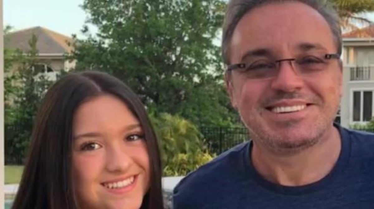 Sofia, uma das gêmeas de Gugu Liberato, mostra reencontro com a mãe