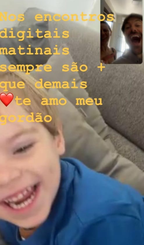 Kayky Brito faz vídeo chamada com seu filho e encanta 