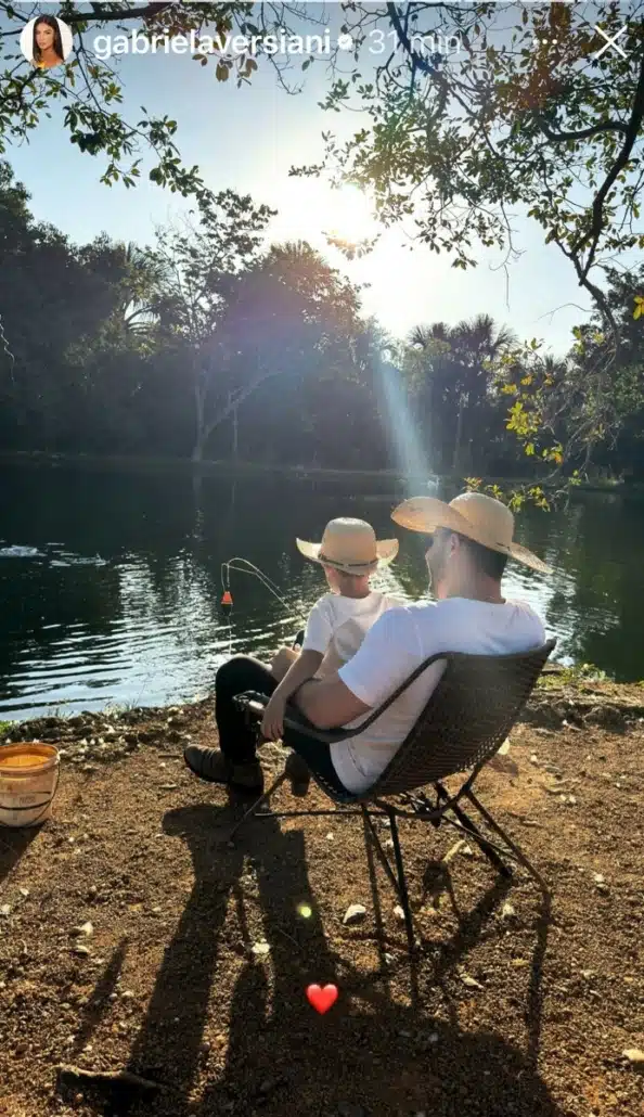 Murilo Huff e seu filho com roupas iguais