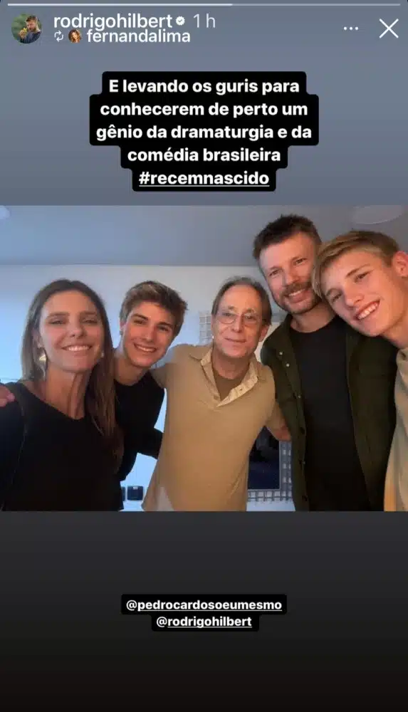 Fernanda Lima e Hilbert posam com os filhos e Pedro Cardoso