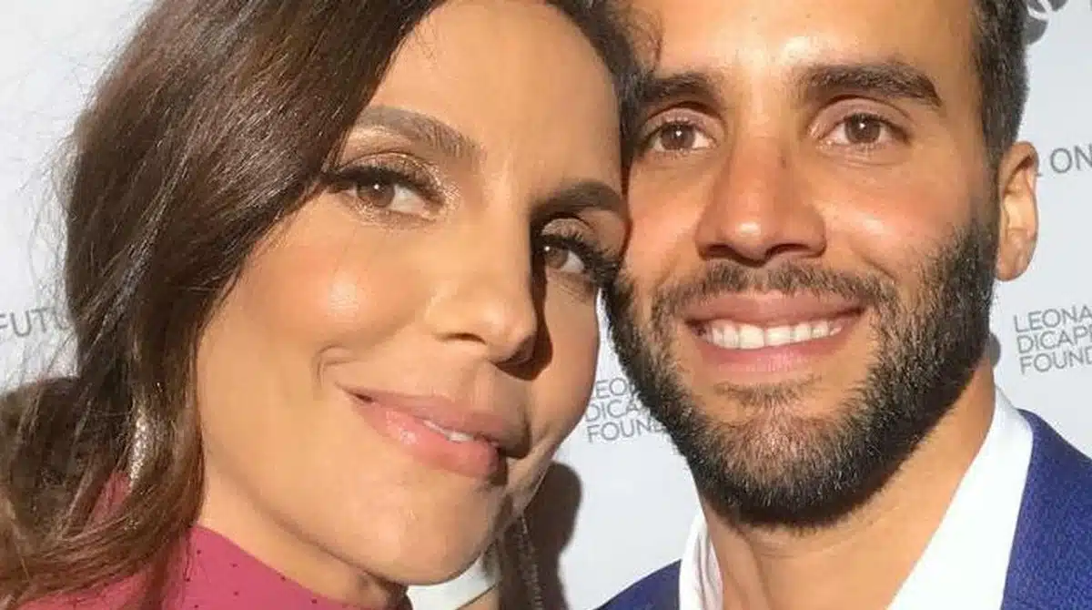 Ivete Sangalo surge com a família em casamento na Flórida