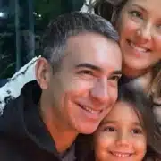 Ticiane Pinheiro mostrou reação de César Tralli com pegadinha sobre gravidez.