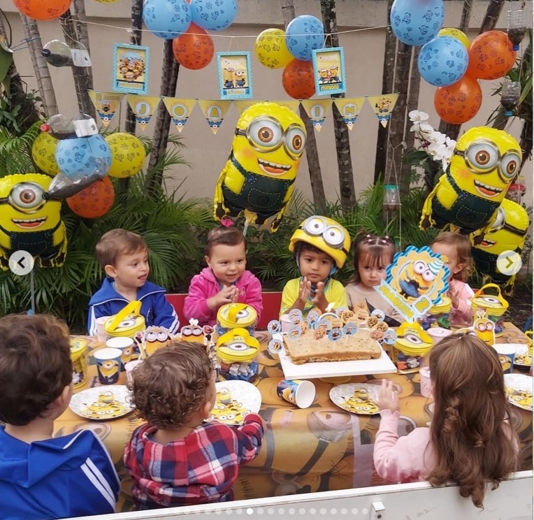 Filho de Viviane Araújo celebrando seus dois anos