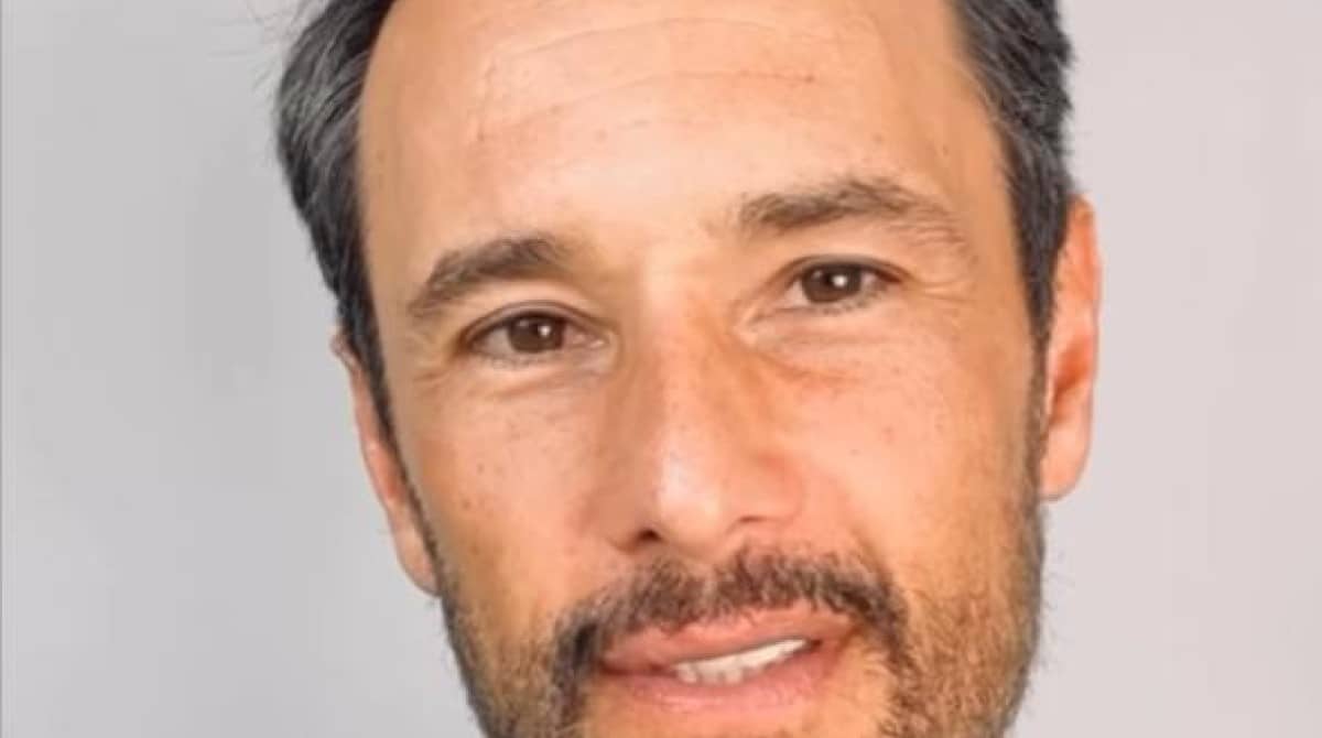 Filhas de Rodrigo Santoro fazem rara aparição juntas