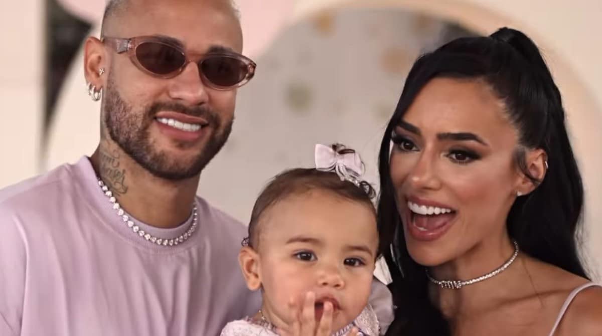 Bruna Biancardi rebate críticas e fala dos outros filhos de Neymar