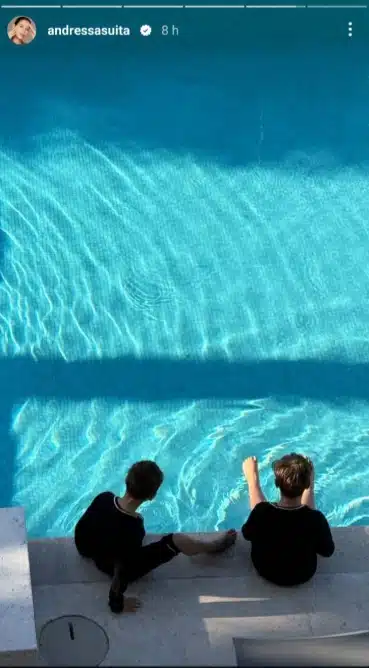 Filhos de Andressa Suita e Gusttavo Lima posam na gigante piscina da mansão e impressionam 