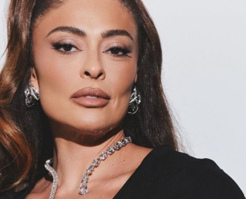 A atriz Juliana Paes surge com os filhos e mostra preparativos para o Natal