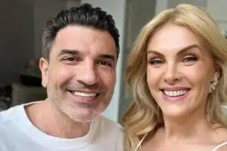 Ana Hickmann mostra férias com Edu e os filhos