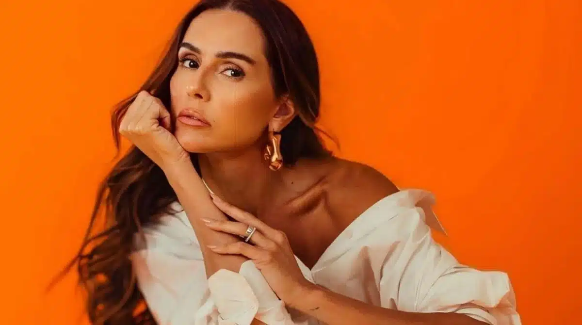 Deborah Secco revela perda da irmã e reflete sobre criação da filha