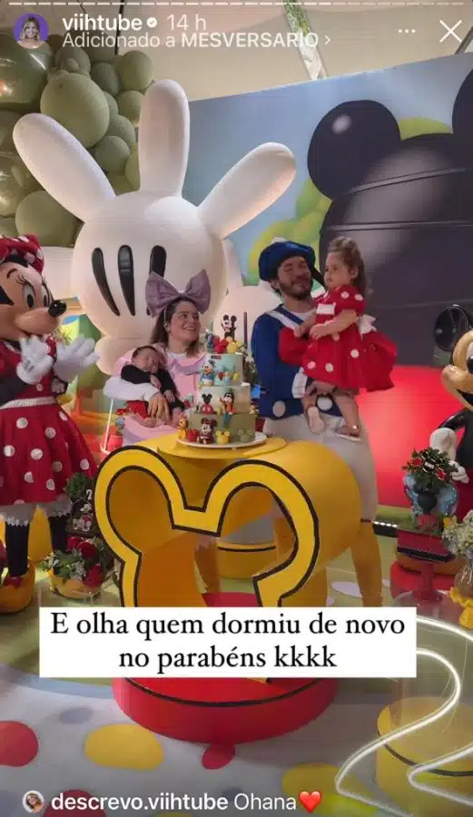 Eliezer e Viih com os filhos no 2º mesversário do caçula