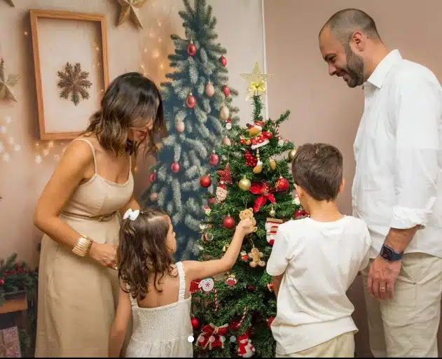 Mãe de Isabella Nardoni no ensaio com seus outros filhos