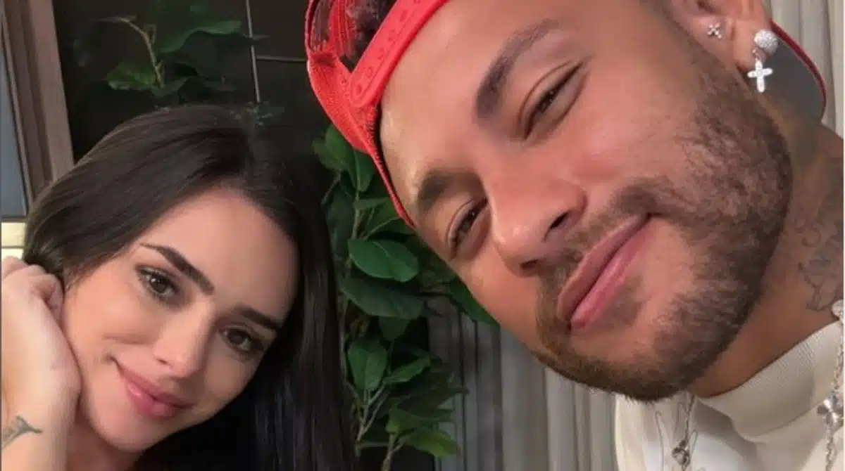 Bruna Biancardi revelando em detalhes nova mansão com Neymar