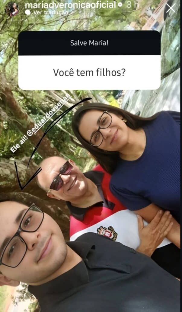 Grávida de Taubaté com o seu marido e o seu filho