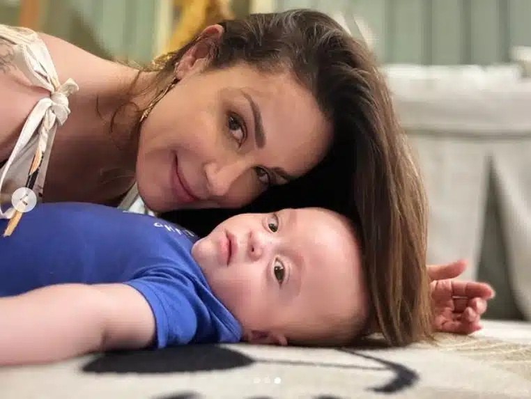 Nadja Haddad com o seu filho José