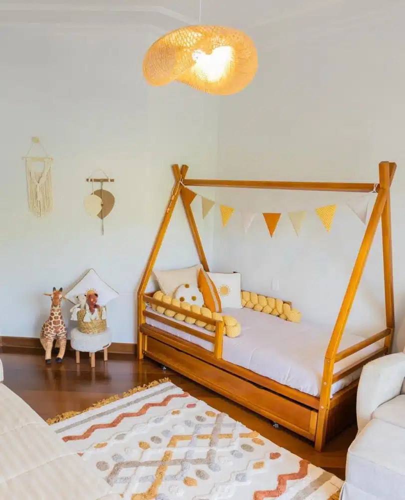 A cama montessoriana da filha de Cintia e Pedro Scooby