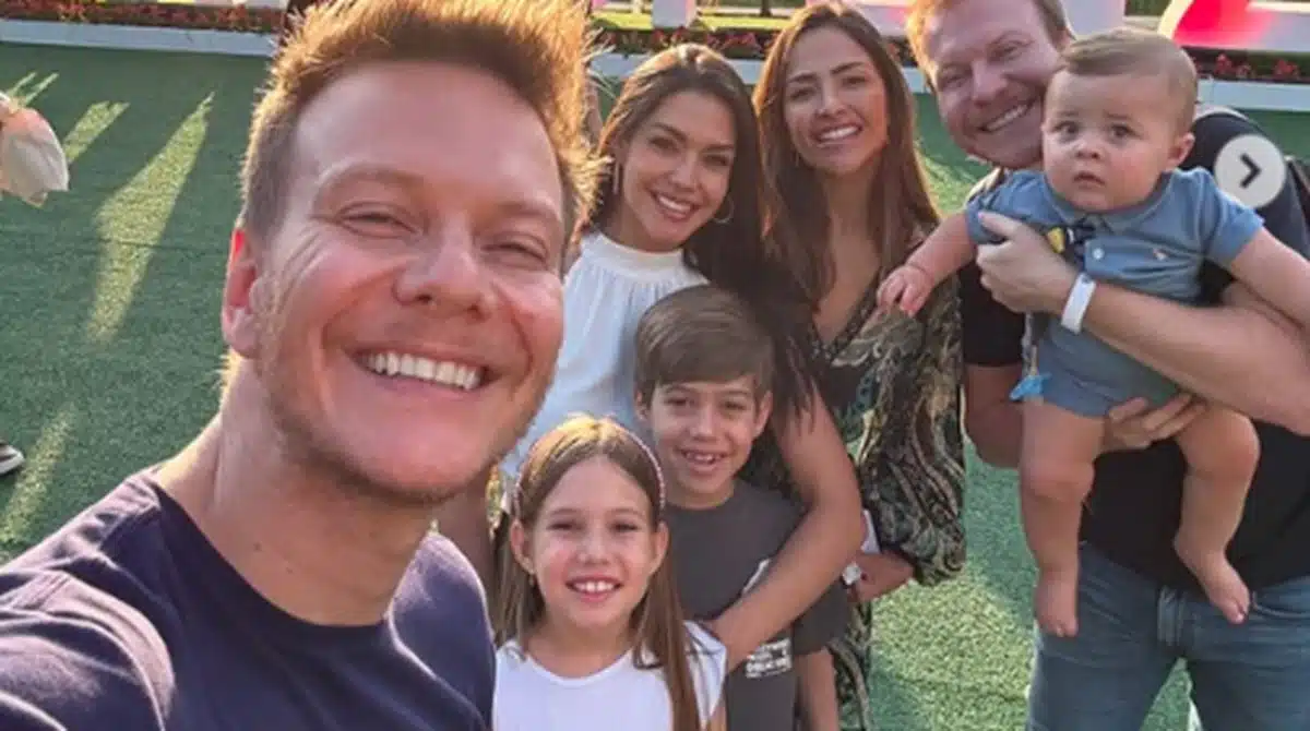 Thaís Fersoza exibe seus filhos com Michel Teló com o primo bebê e encanta