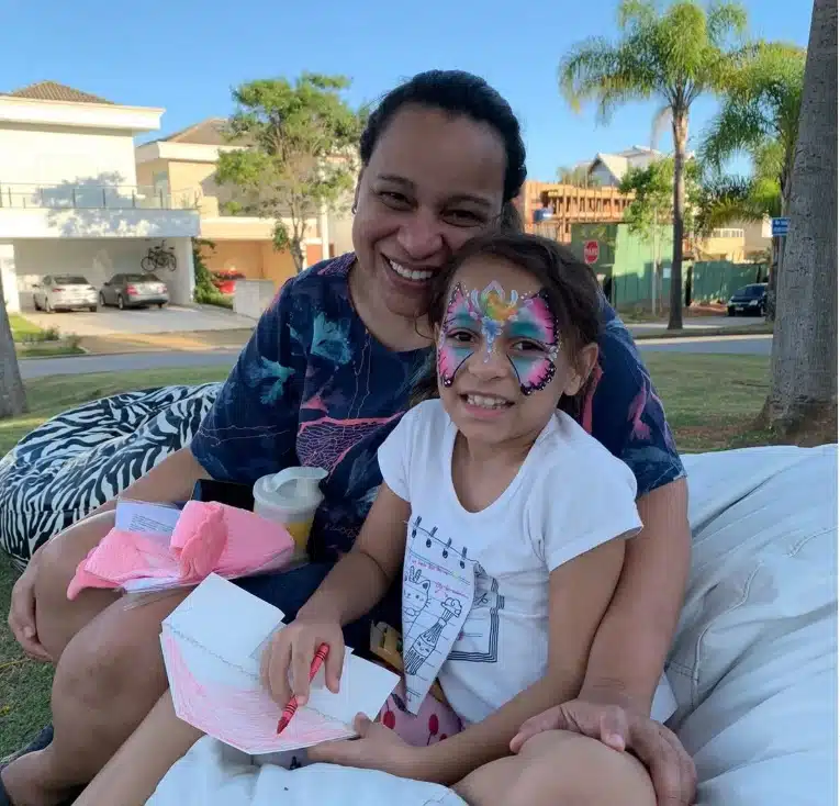 Irmã de Denílson com a sua filha que partiu
