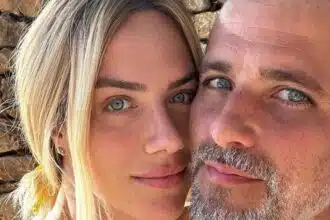 Giovanna Ewbank mostra reencontro com filho mais novo