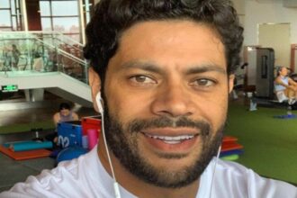 Hulk Paraíba mostra sua filhas juntas em seu treino e encanta