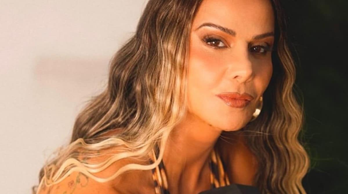 Viviane Araújo revela o que houve com o filho no dia de seu desfile