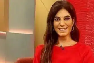 Andréia Sasi exibe seus filhos gêmeos e se declara e impressiona